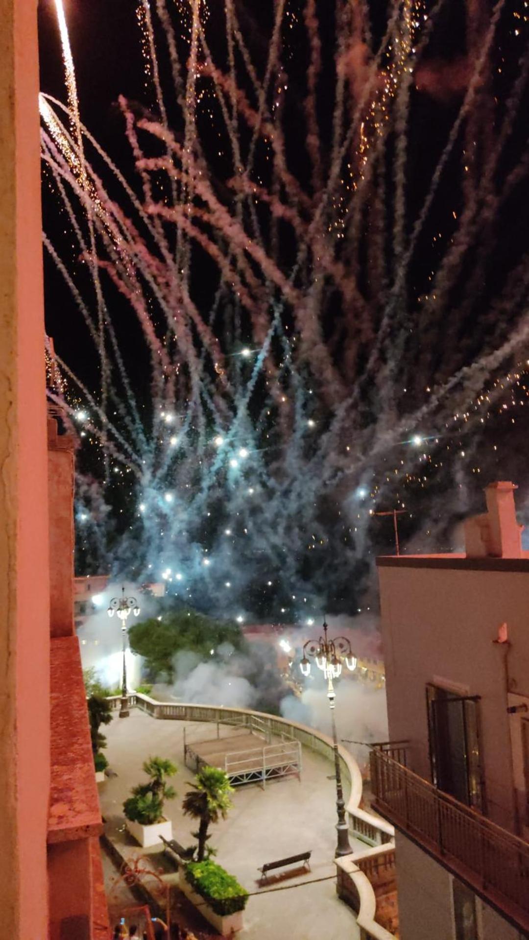 Dimora Storica Alla Rotonda Mottola Luaran gambar